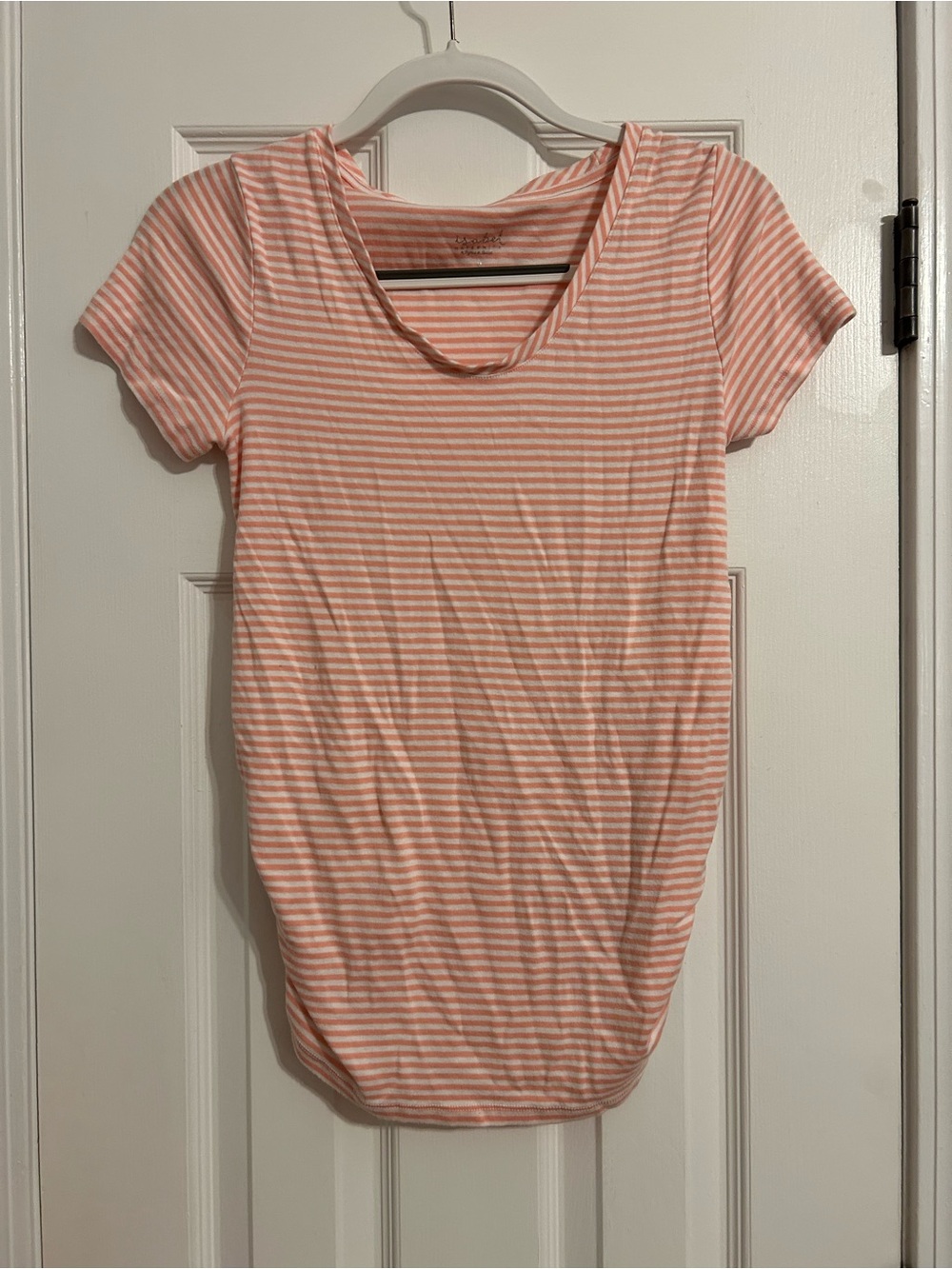 Maternity Shirt Bundle - Picture 5 of 16